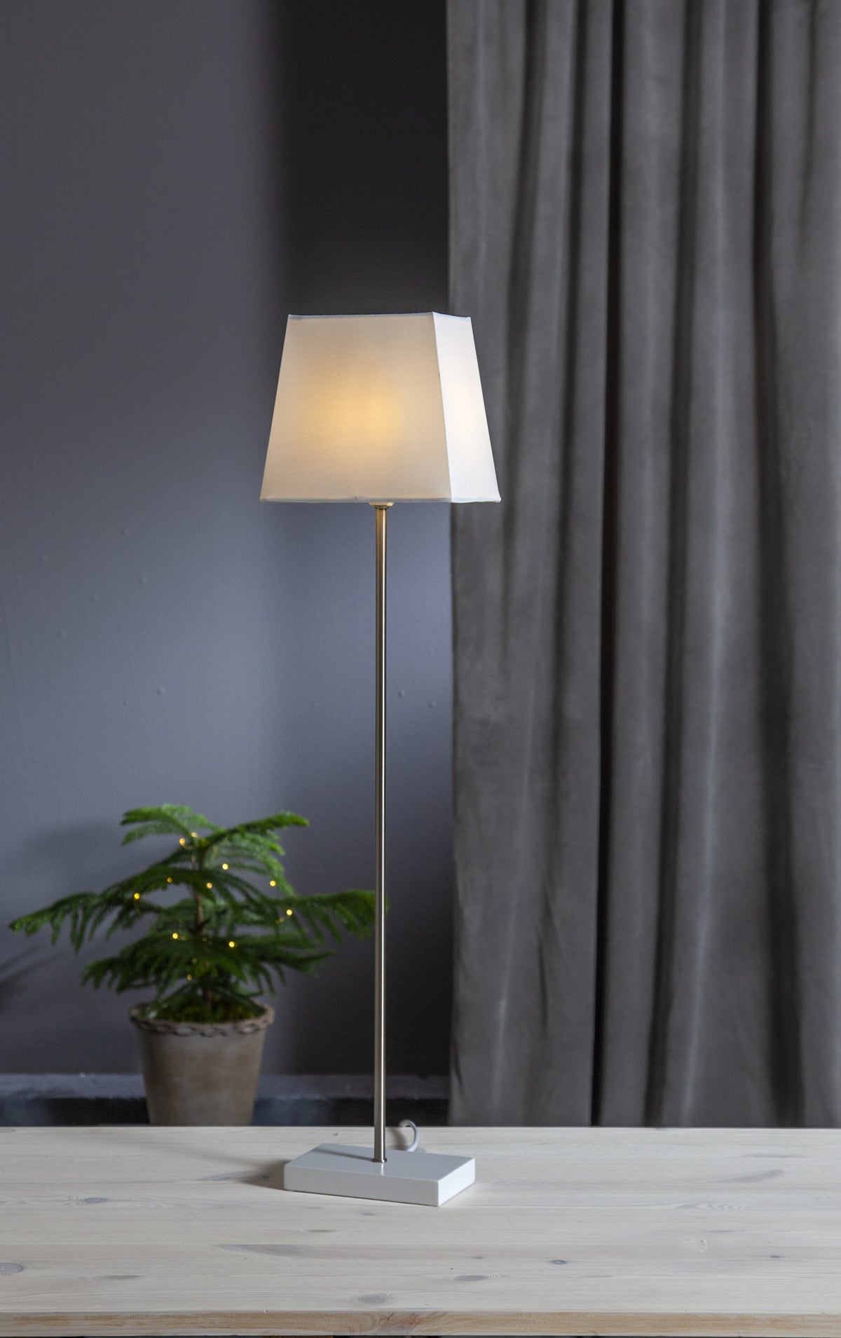 Fot, skärm & stjärna Moa Vit/vit 80cm