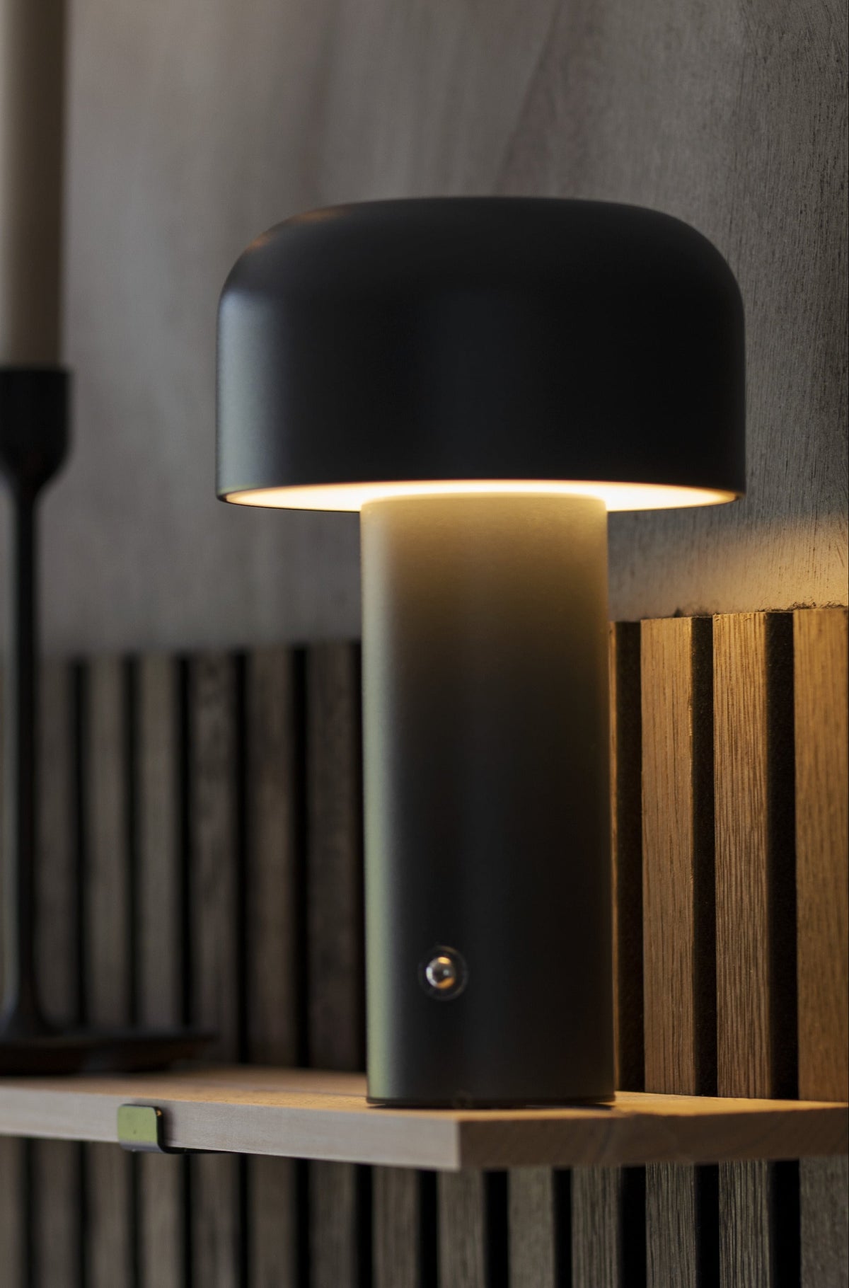 Bordslampa Bobby Grå