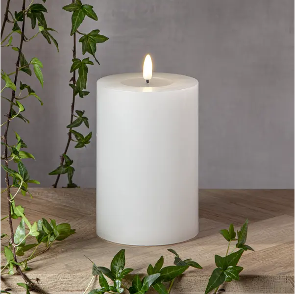 LED Blockljus Flamme Flow Big Vit 10x17,5 cm