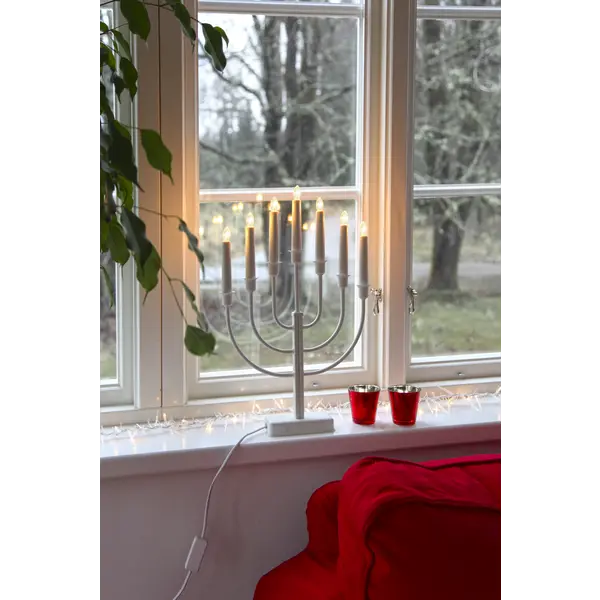 Ljusstake Kristina Vit metall 7L