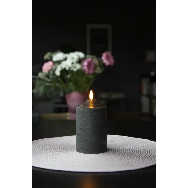 LED Blockljus Flamme Top Svart 7,5x15 cm