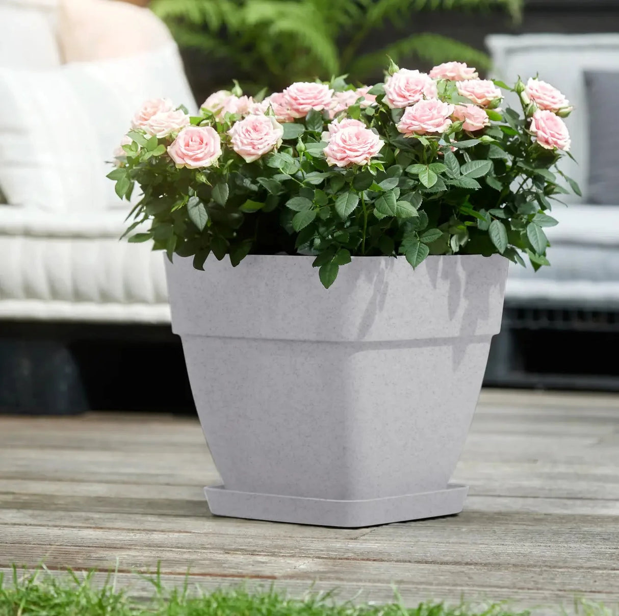 Vibia 'Campana Square' 37cm - Living Concrete