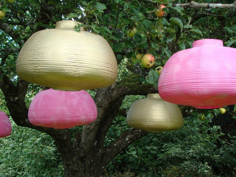 Sofiero slott i Helsingborg under Den Stora Trädgårdsfesten 2011 – trädgårdsdesign och idéträdgårdar som Garden House med växtväggar och Koi-trädgården, blomsterarrangemang av Gunnar Kaj samt hållbar odling med Bokashi.