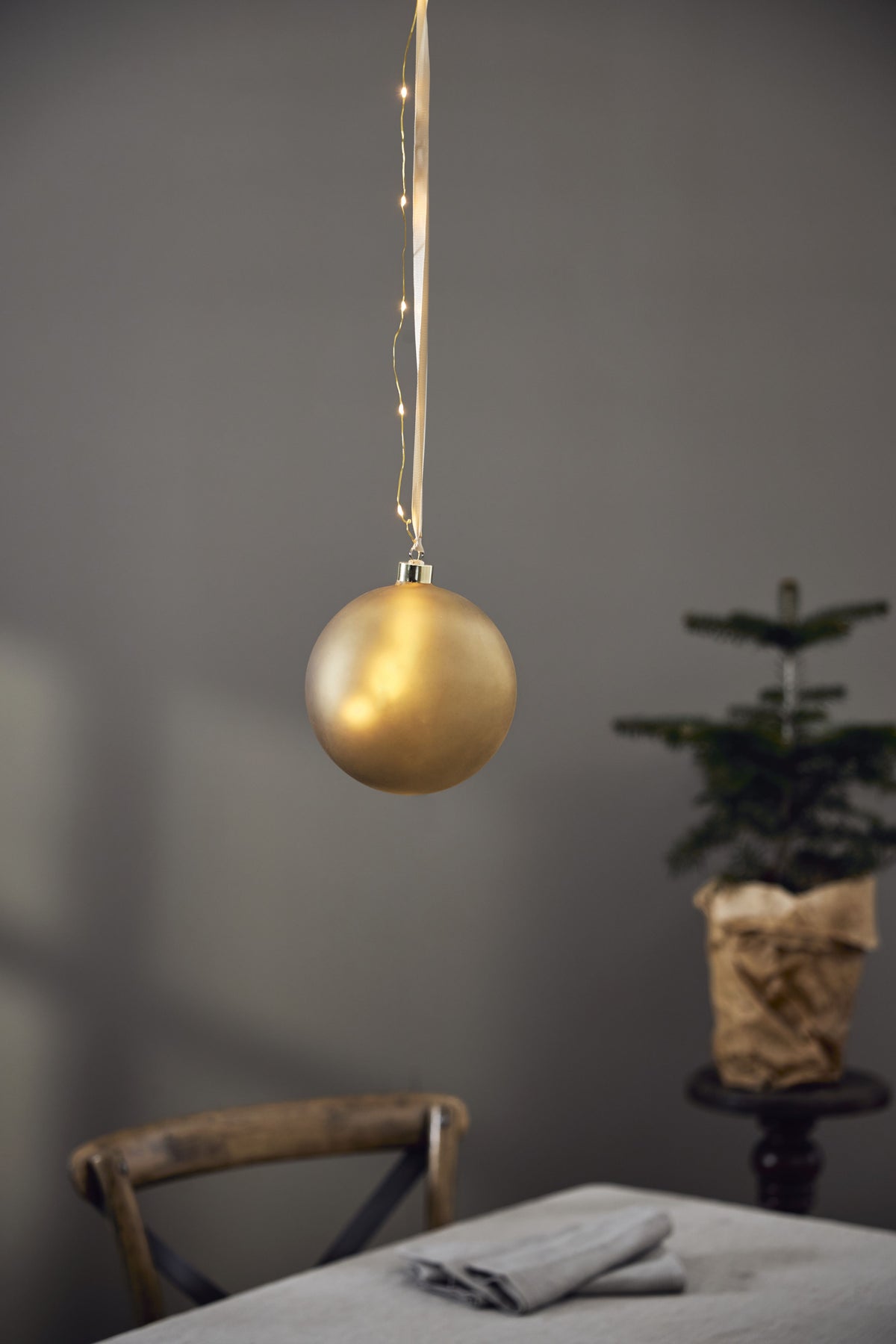 Glaskula Bliss Guld 15cm