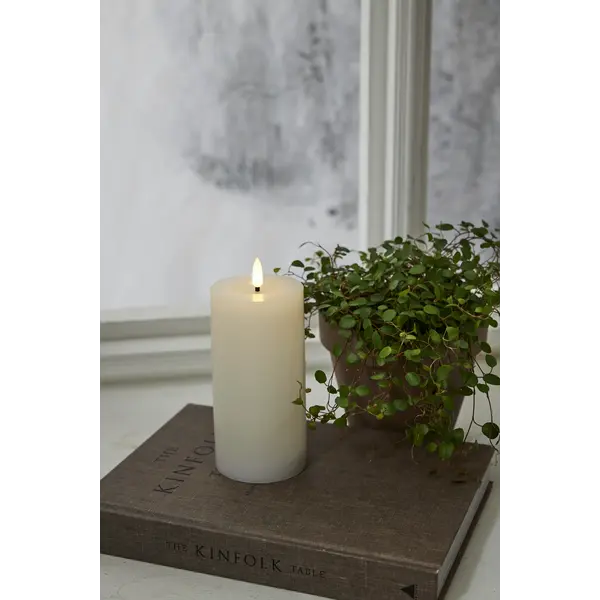 LED Blockljus Flamme Flow Vit 7,5x17,5 cm