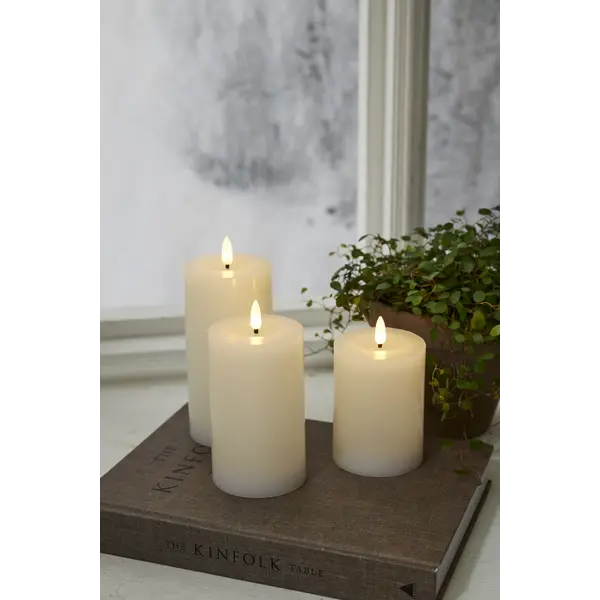 LED Blockljus Flamme Flow Vit 7,5x17,5 cm